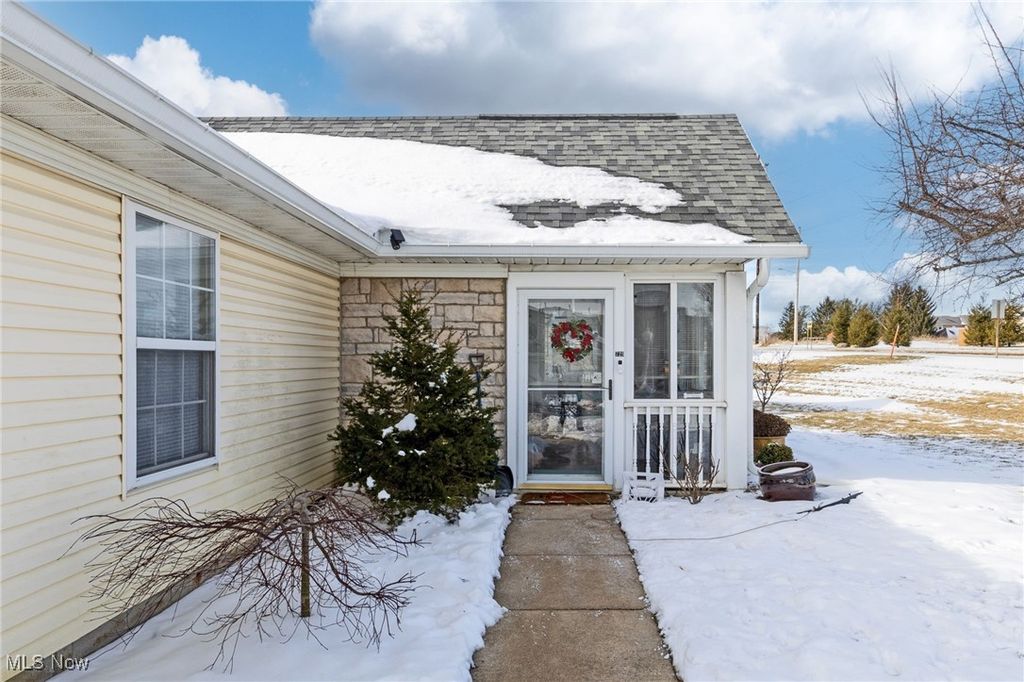 Photo of 729 Villa Drive, Ontario, OH 44906 (MLS # 5182604)