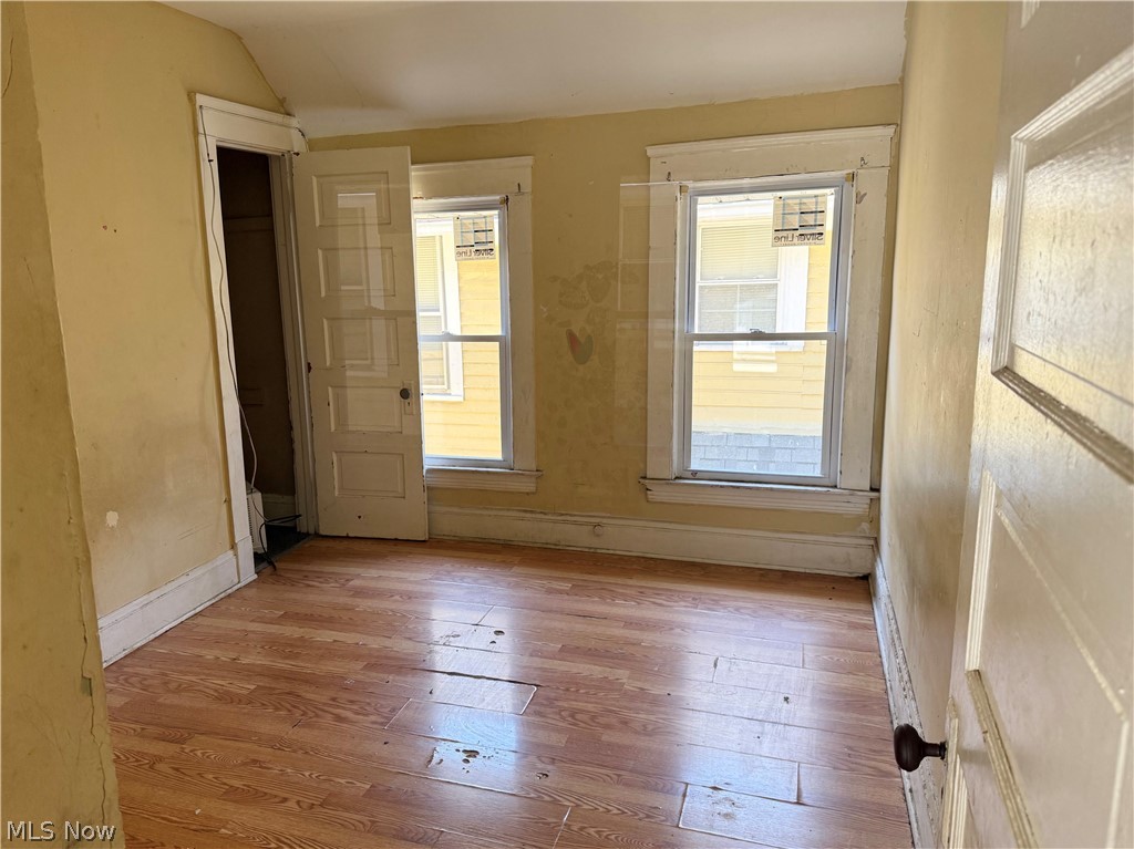 3180 W 105th Street