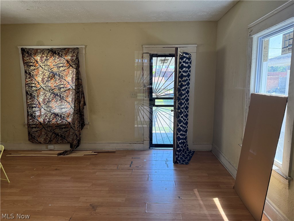 3180 W 105th Street