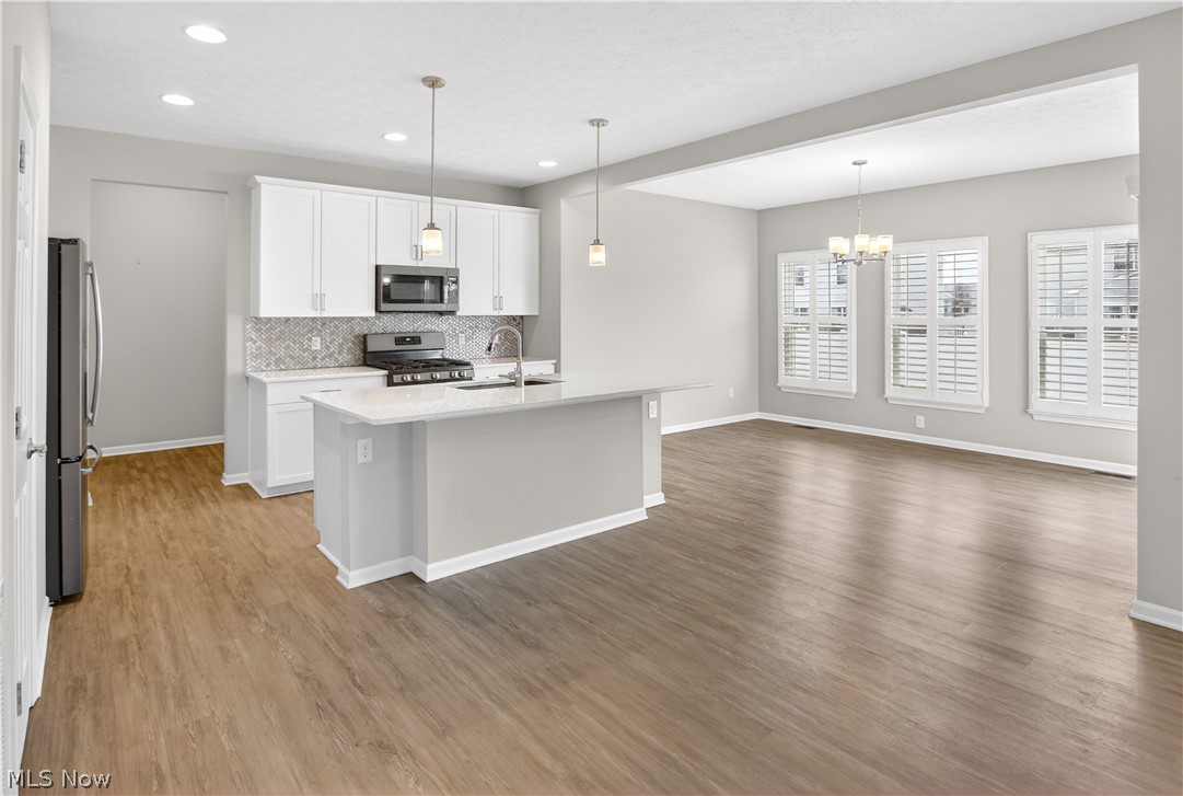 Meadow Lakes - Residential