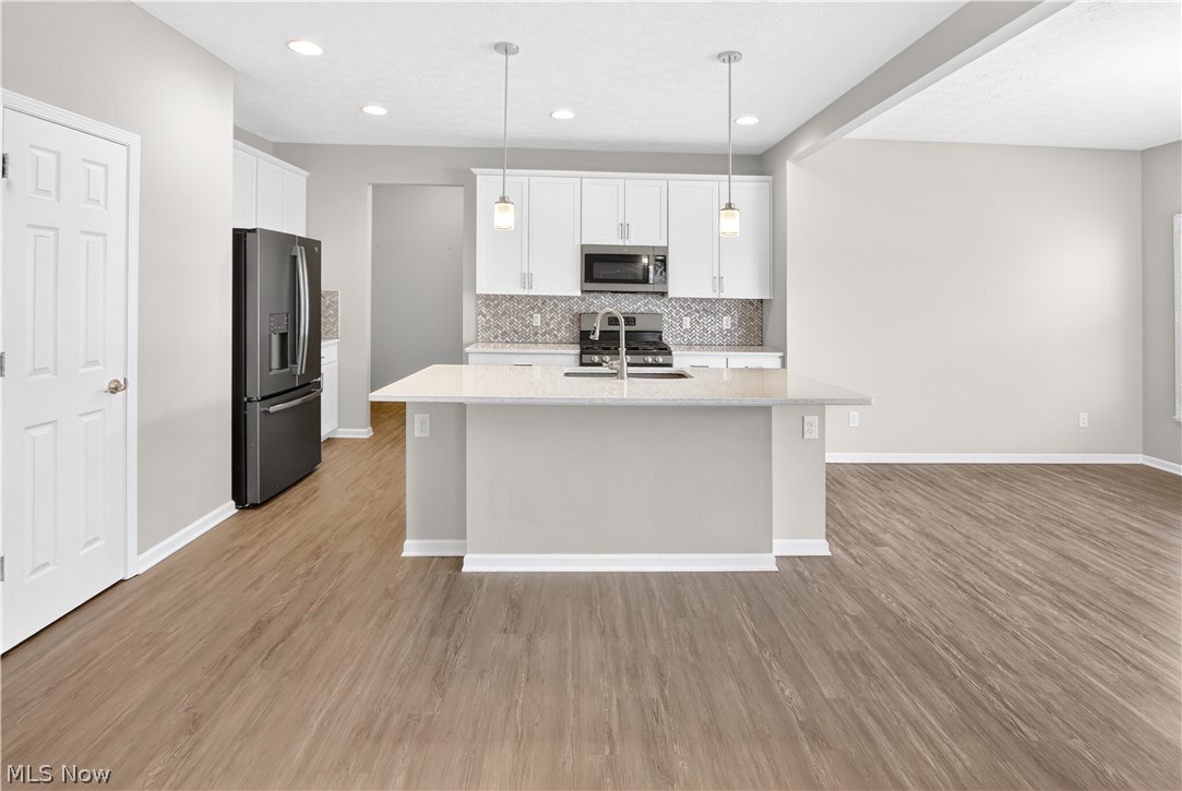 Meadow Lakes - Residential