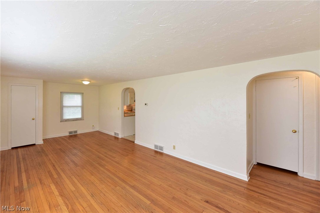 Avon Dover - Residential Lease