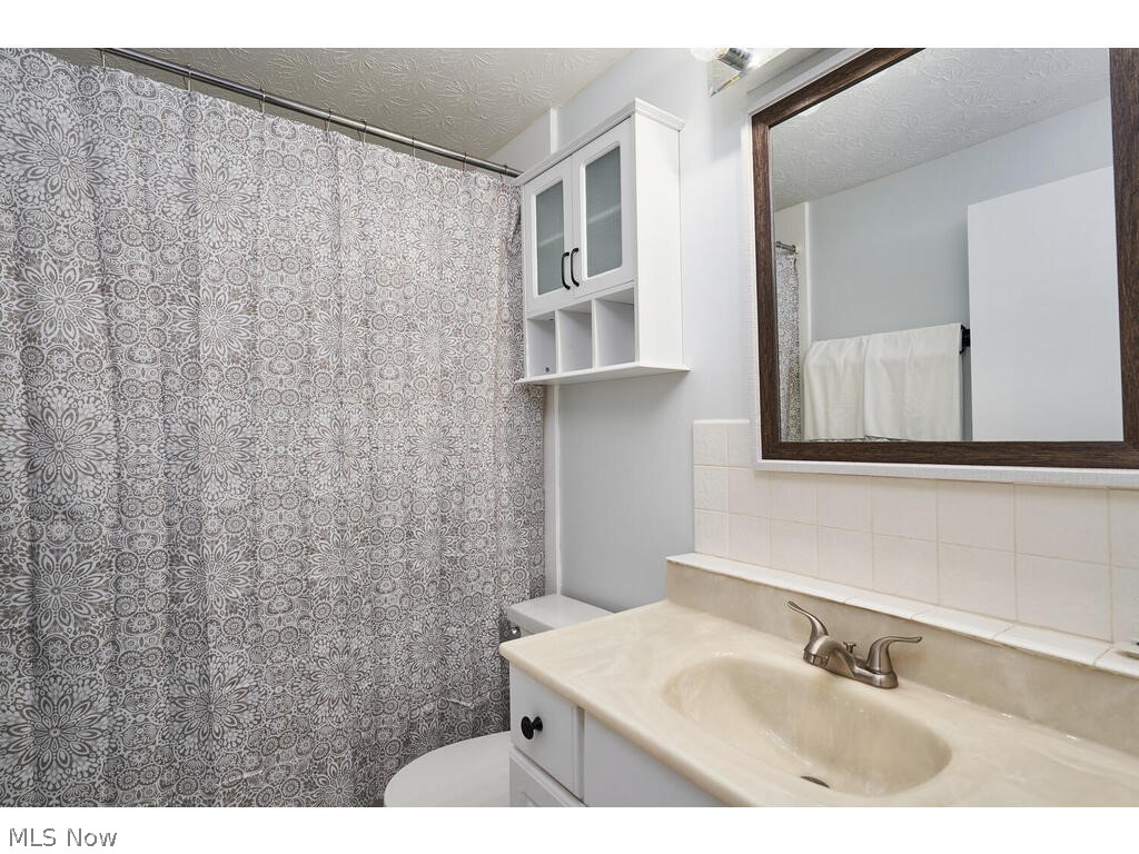 Hampton Ridge Condo - Residential