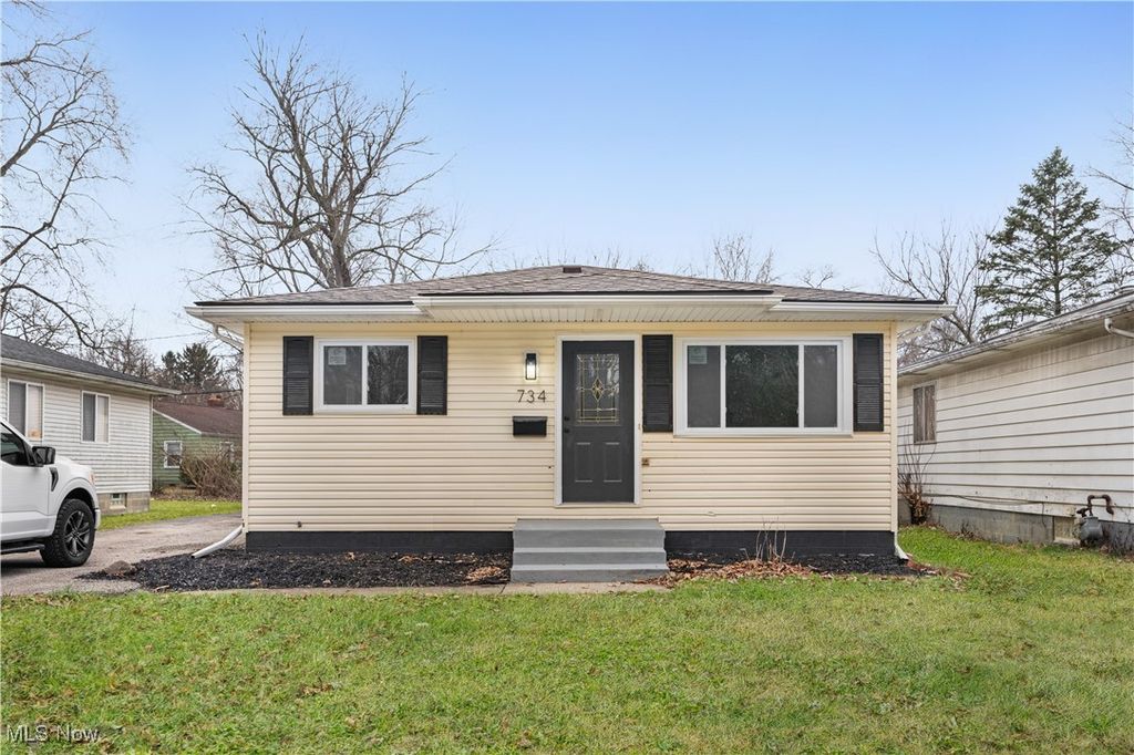 Photo of 734 Frederick Boulevard, Akron, OH 44320 (MLS # 5181855)