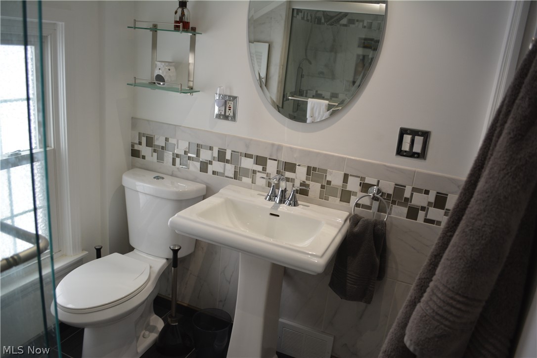 Gibson Realty & Dev Co 02 - Residential