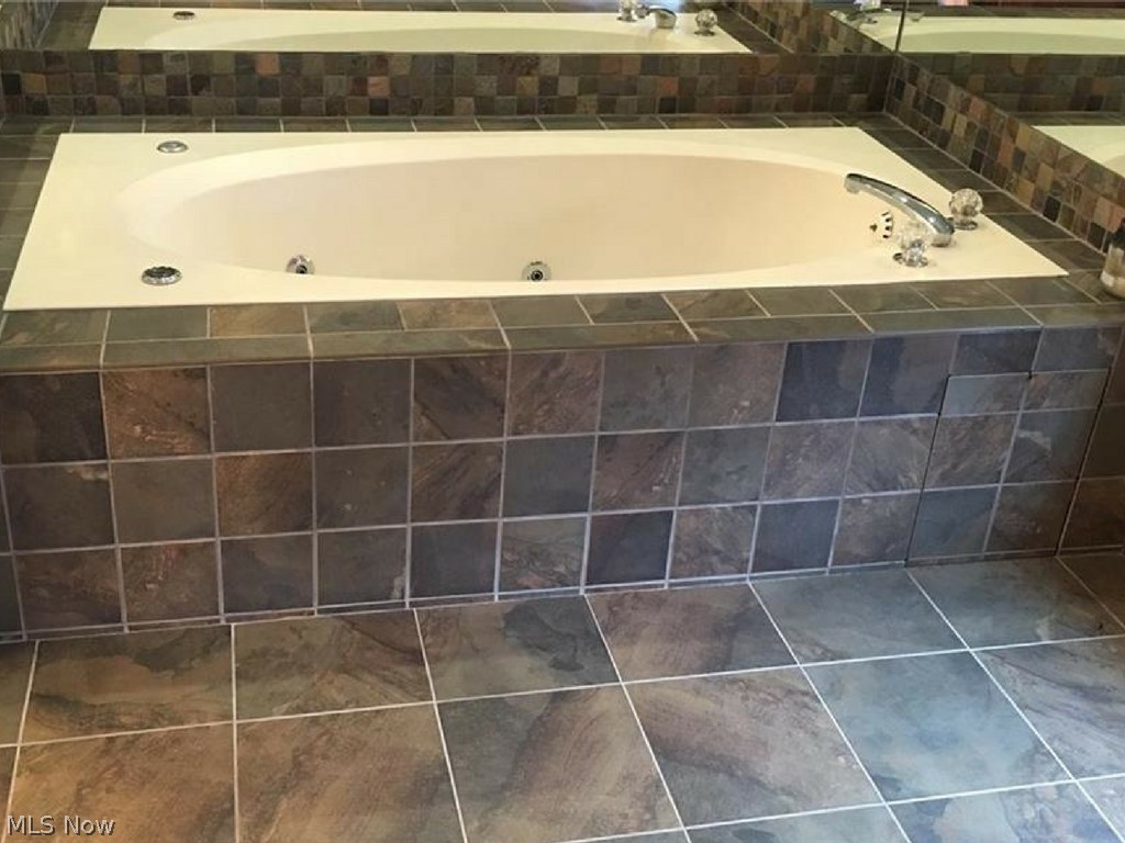 Cobblestones Copley - Residential