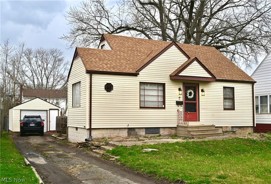 Beautifully updated 3 bedroom 1 bathroom home complete with ALL appliances, laundry as well as furniture! Don't miss this phenomenal fully furnished home featuring Kraftmaid cabinetry along with stainless steel appliance in the fully updated kitchen. Brand new bathroom vanity/sink/faucet, along with new paint and flooring through-out. Charming details include picture windows and upstairs loft seating area. One and a half car garage plus a fenced in back yard with a deck to enjoy all spring and summer! Call today to schedule your showing...this one is going to go fast!  (Also included is a 1 Year Home Warranty!)