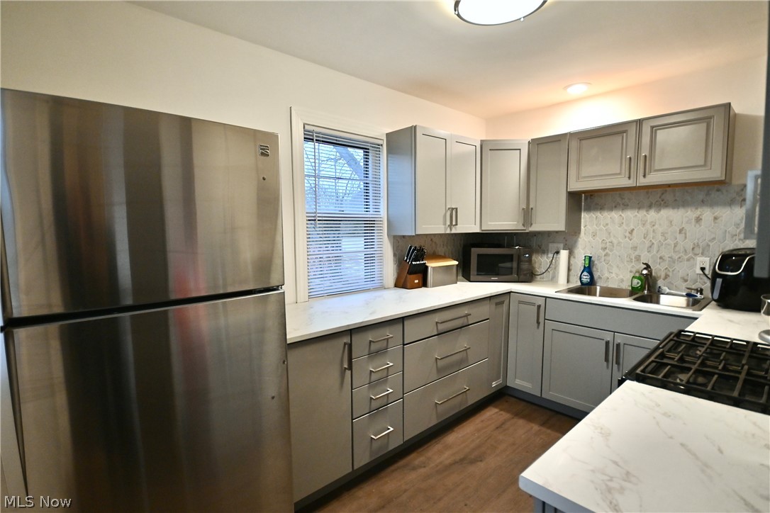 Oak Knoll - Residential