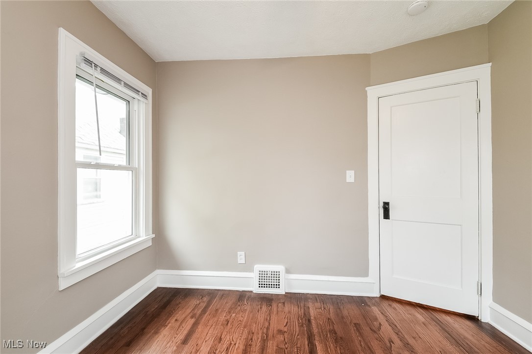 George Hansens - Residential Income