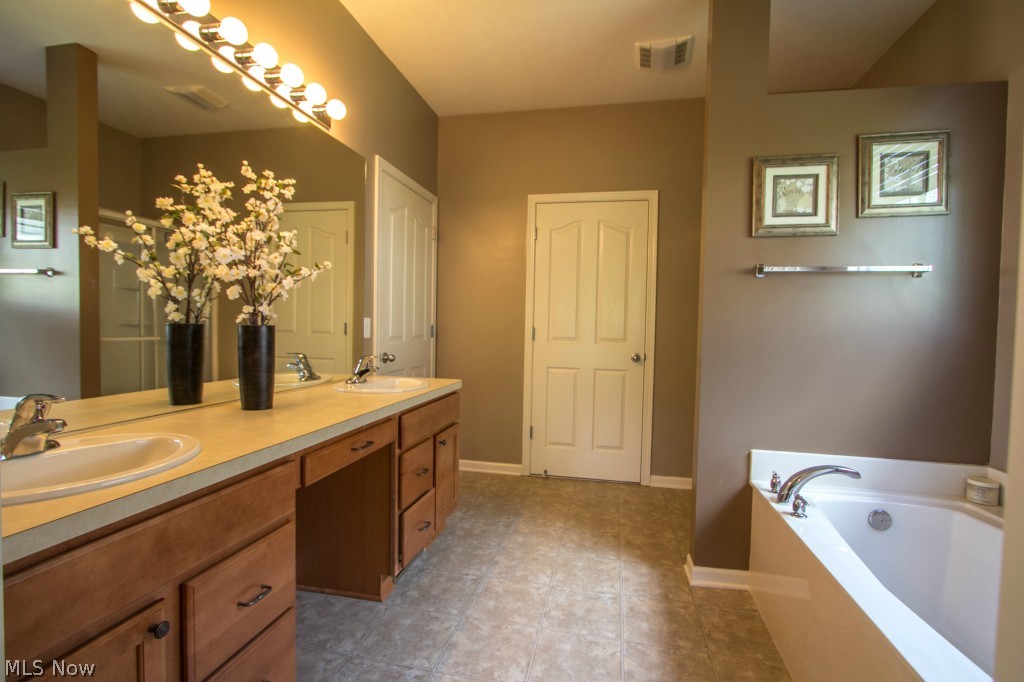 Eagles Club - Residential