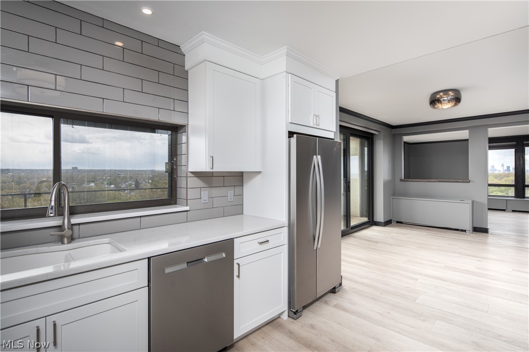 One Bratenahl Place Condo - Residential