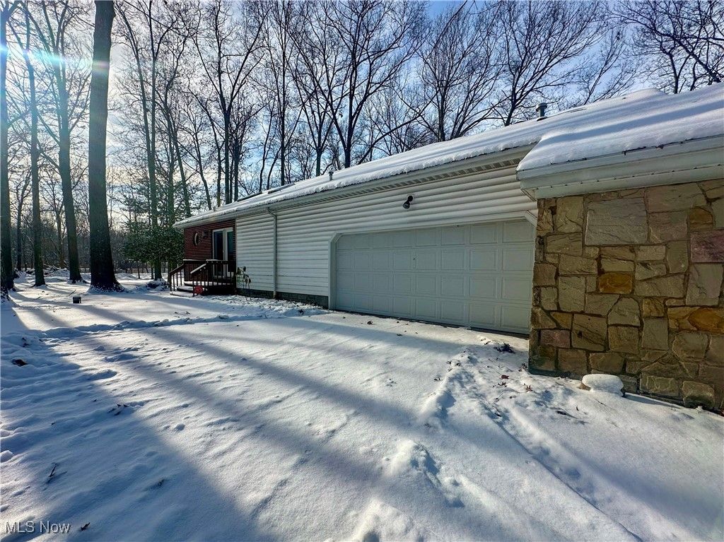 Photo of 706 Shadowood Lane SE, Howland, OH 44484 (MLS # 5177709)