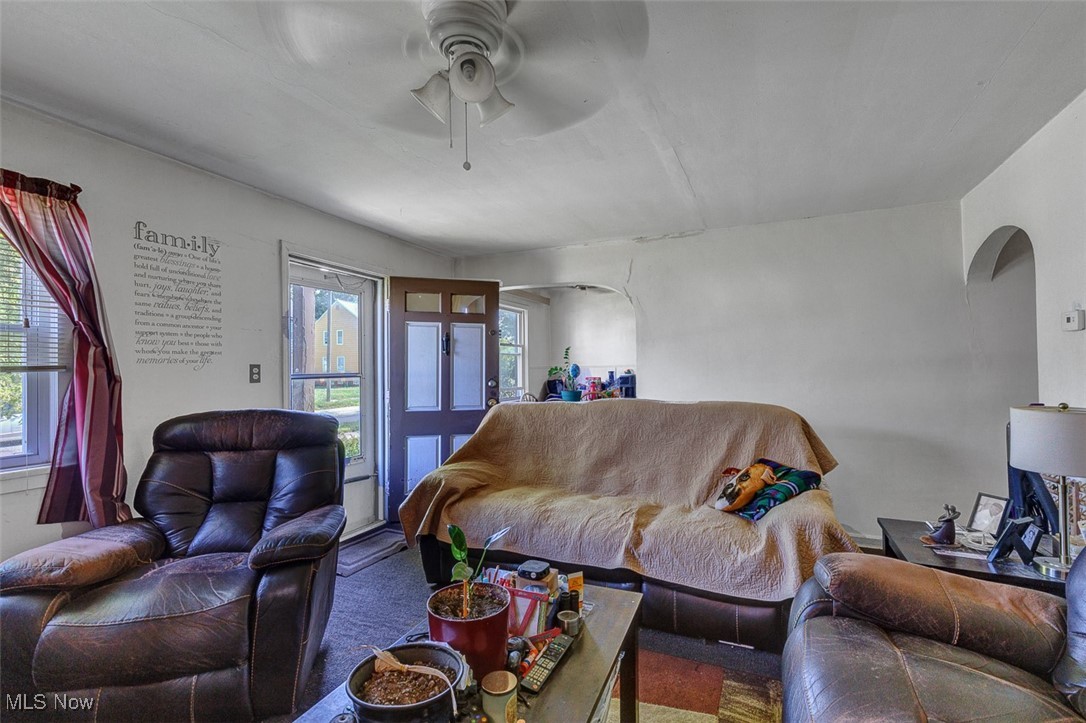 13505 Highlandview Avenue
