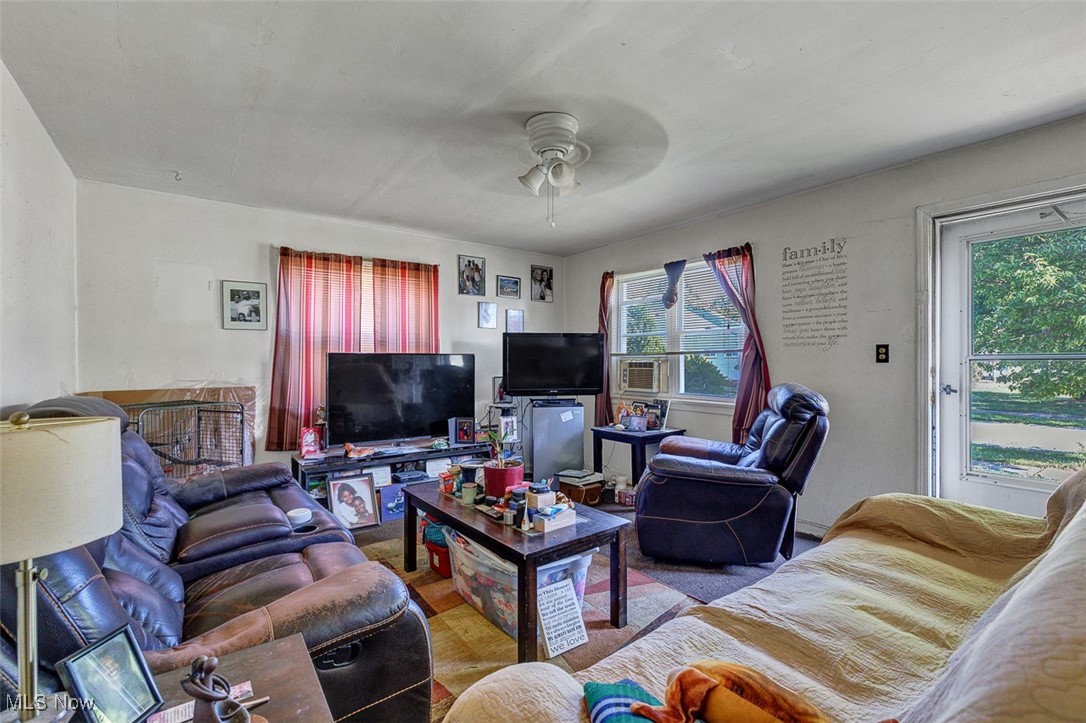 13505 Highlandview Avenue
