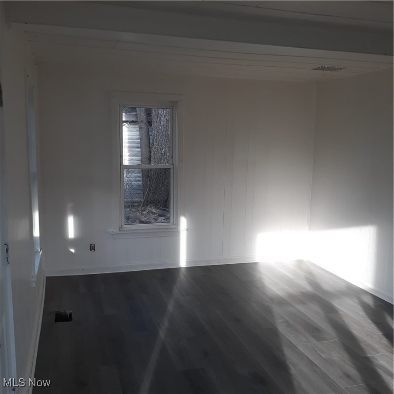 Madison, Ohio 44057, United States, 1 Bedroom Bedrooms, ,1 BathroomBathrooms,Residential,Active,89367