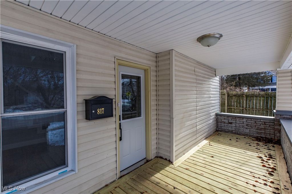 Photo of 817 Raymond Street, Akron, OH 44307 (MLS # 5183707)