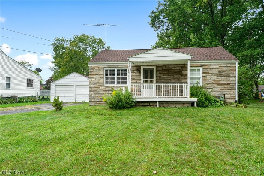 Looking for an ideal starter house or downsizing? Welcome to 124 Ohltown Rd! This house has a lot of great features that'll make you fall in love. The house sits off the road and within walking distance to stores and restaurants. There's a oversized garage, 2 car section facing the driveway and another 2 car section with workshop and a furnace on the backside facing the backyard. As you enter, you'll walk into a massive living room with beautiful hardwood flooring! The living room leads into an eat in kitchen area with wood cabinets and butcher block laminate counter tops. 3 Bedrooms on the main level, with nice closet space in each and updated fixtures. The full bathroom has been updated with a newer vanity, tile flooring and tiled walls with tub and new fixtures. The basement has been professionally waterproofed and has plenty of space for extra storage. 100 amp service. Glass block windows. Newer Hot water tank. Forced air furnace/AC. Vinyl windows. Dimensional shingled roof. Alumin