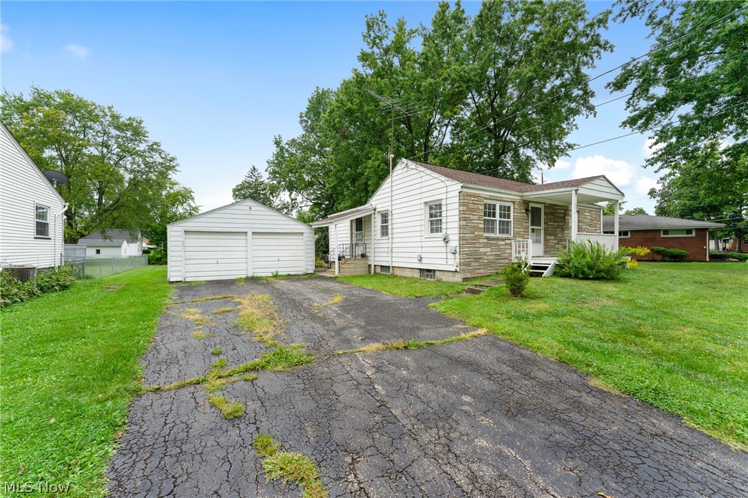 Lloyd 2 - Residential