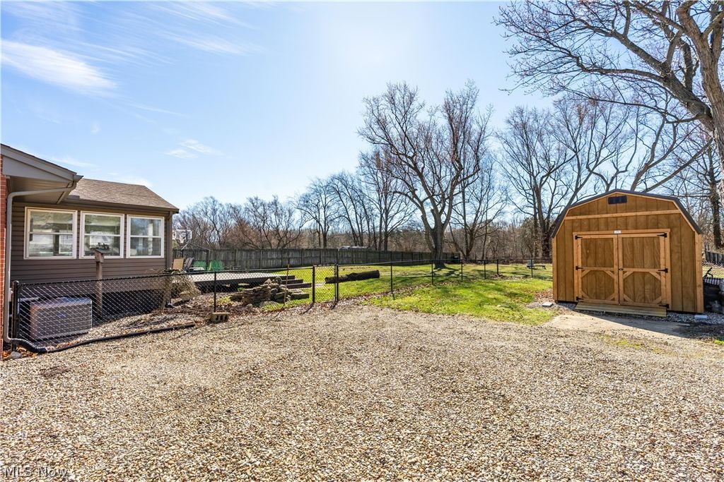 Photo of 1670 Berna Road, Green, OH 44312 (MLS # 5191350)