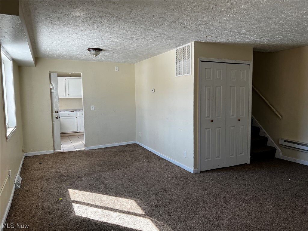 Banbury Village Condo - Residential