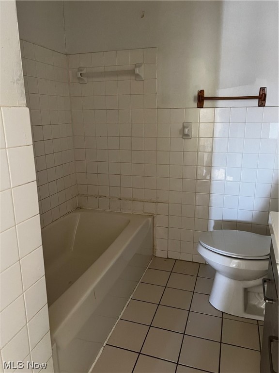 Banbury Village Condo - Residential