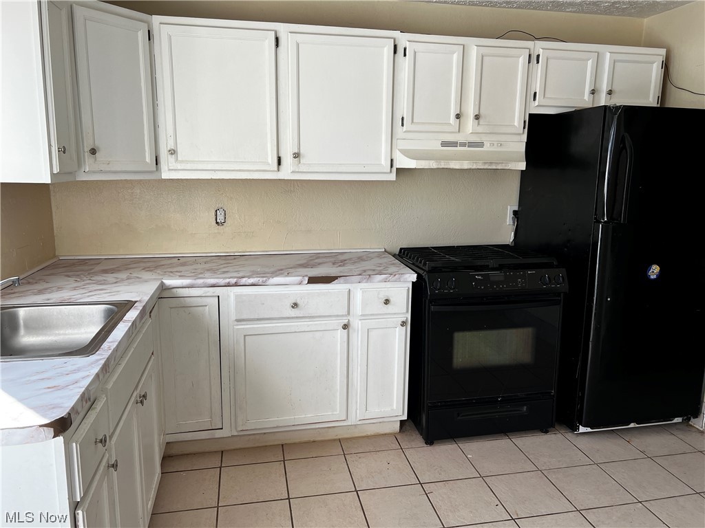 Banbury Village Condo - Residential