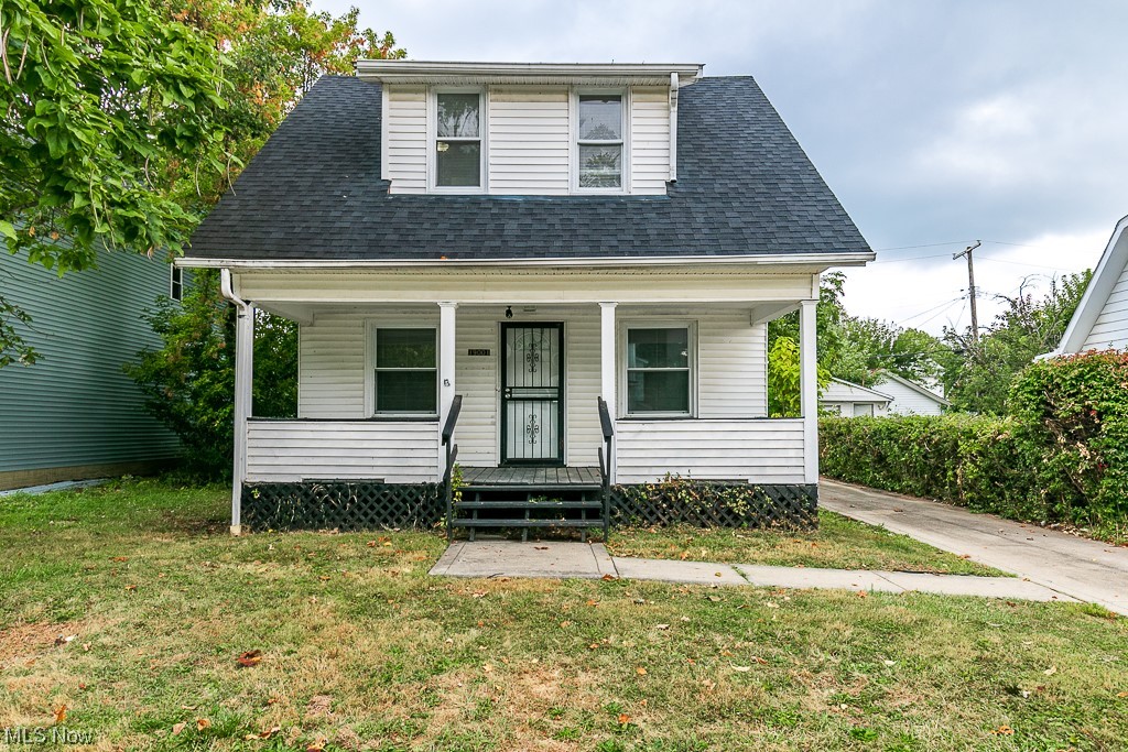 Lena Pasnow - Residential