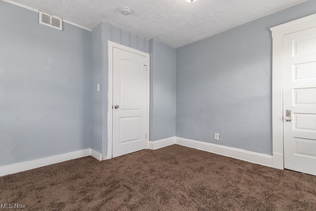 Lena Pasnow - Residential