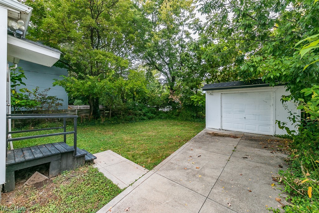 Lena Pasnow - Residential