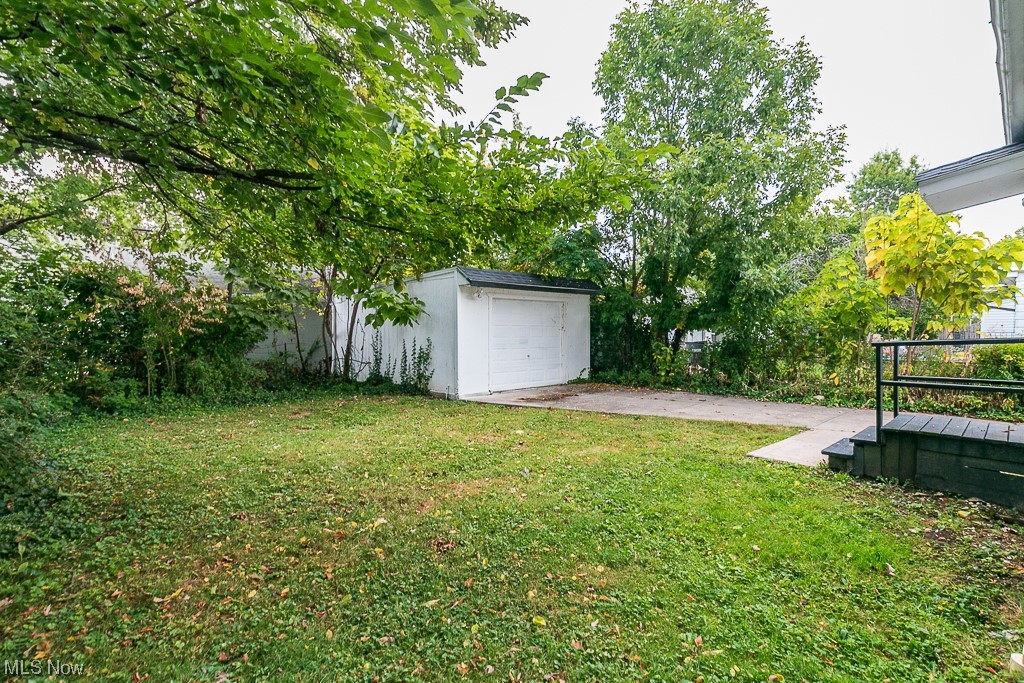 Lena Pasnow - Residential