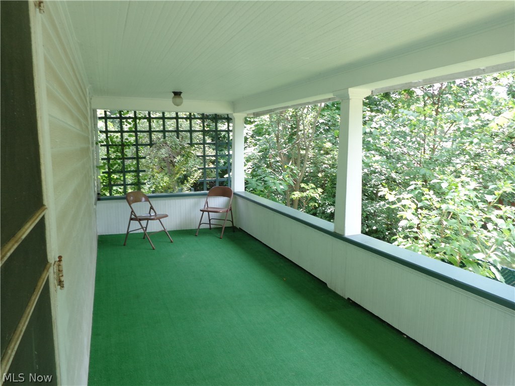 Earl Ave - Residential