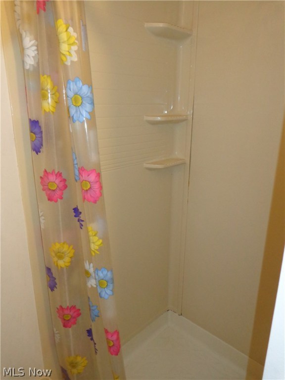 Earl Ave - Residential