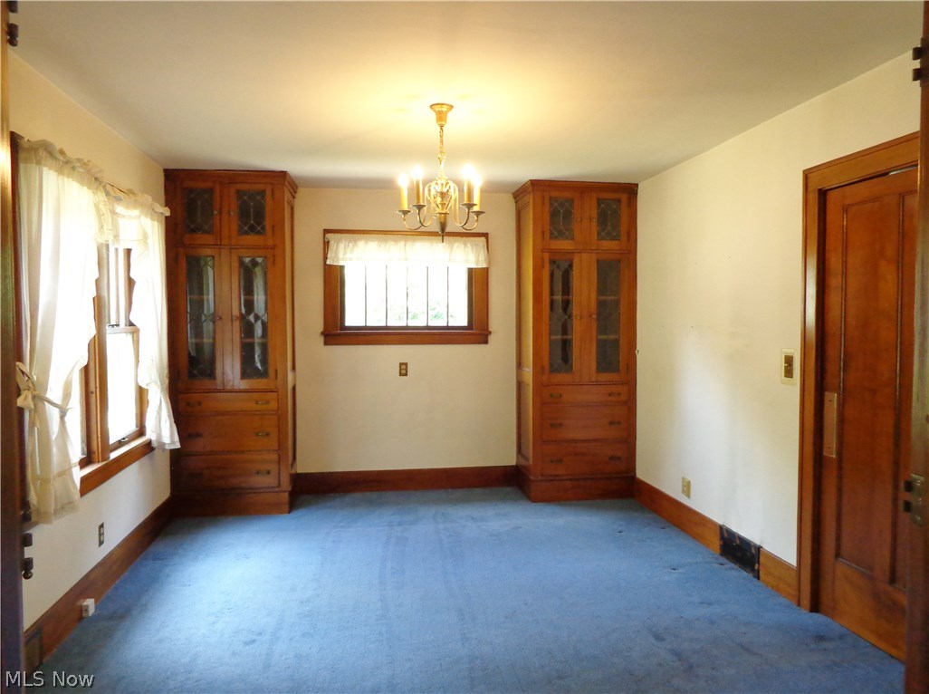 Earl Ave - Residential