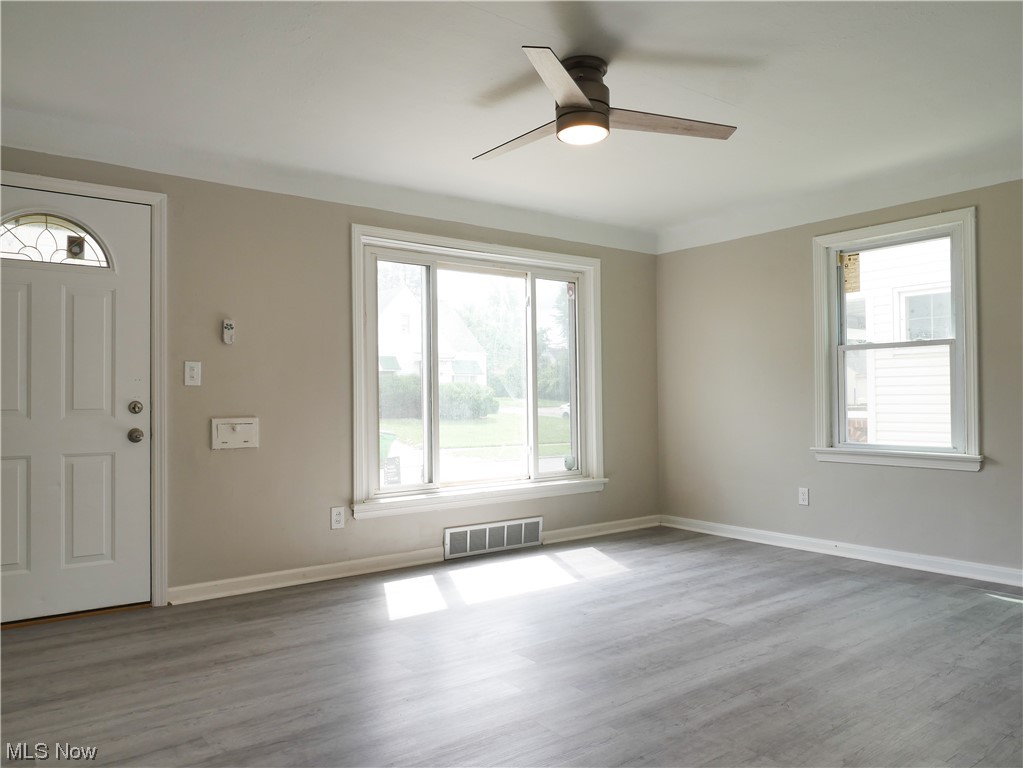 Garfield Pkwy - Residential