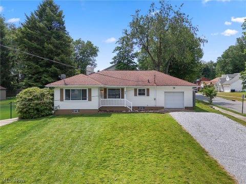 Homes For Sale - 1068 Hilbish Avenue<br/> Akron, OH 44312