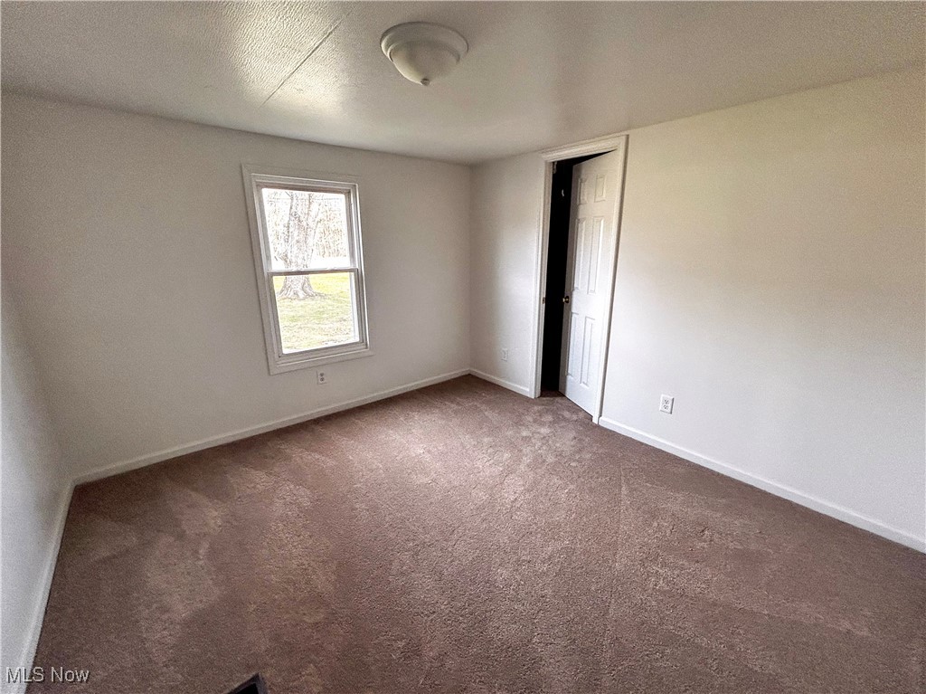 6335 Hoagland Blackstub Road, Cortland, Ohio image 18