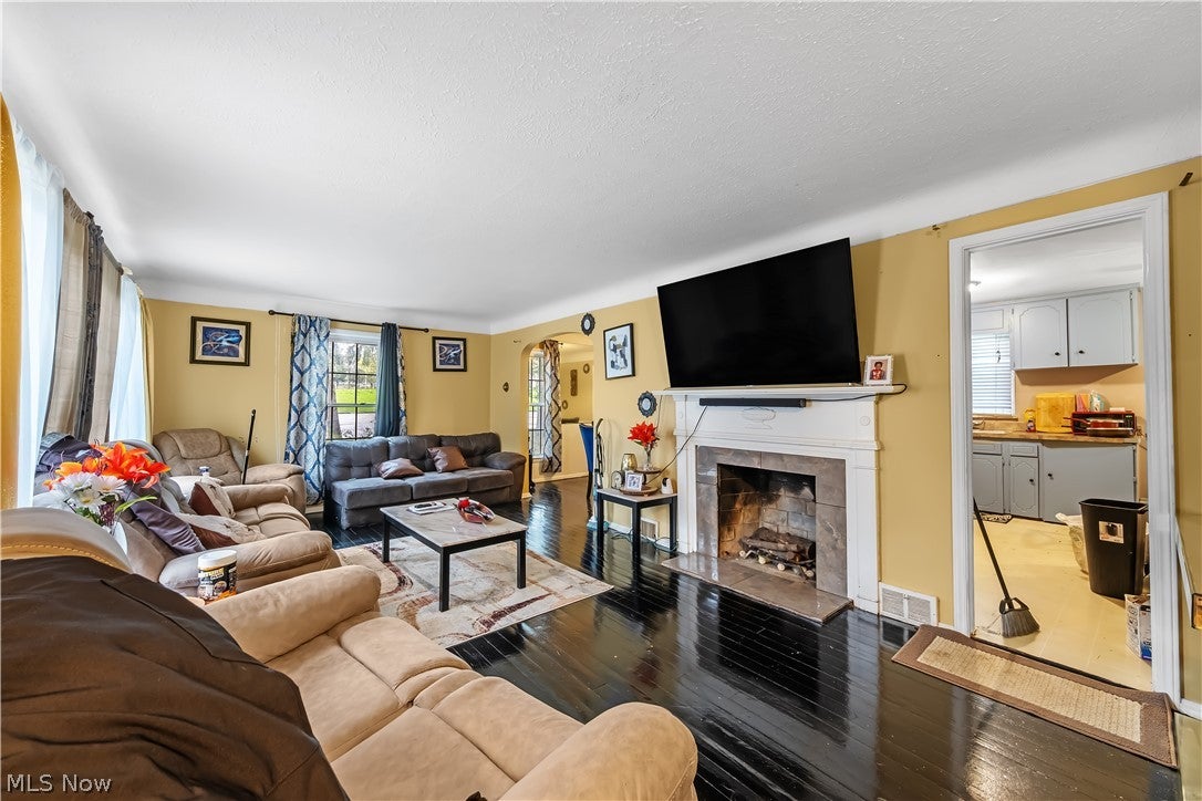 1606 Laclede Road