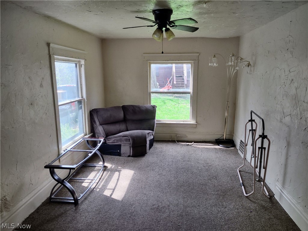 City/Akron - Residential Income