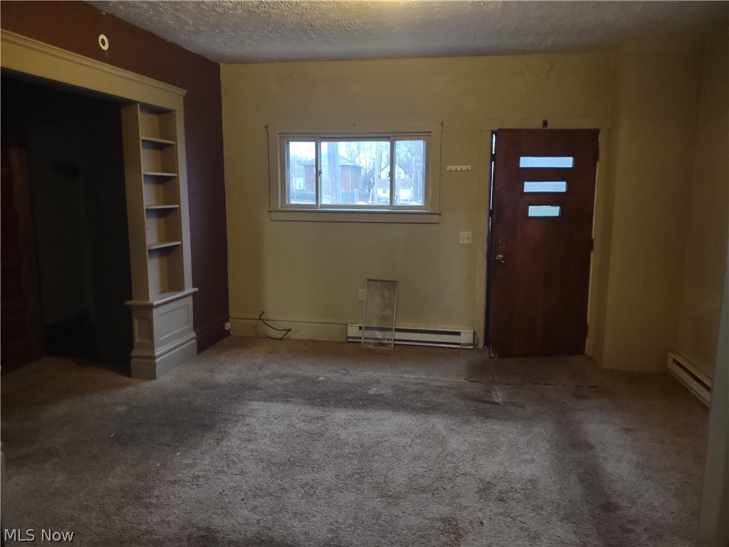 City/Akron - Residential Income