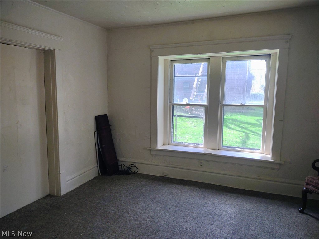 City/Akron - Residential Income