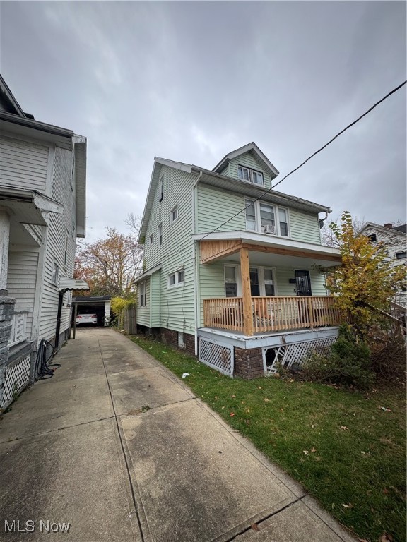 13322 Eaglesmere Avenue