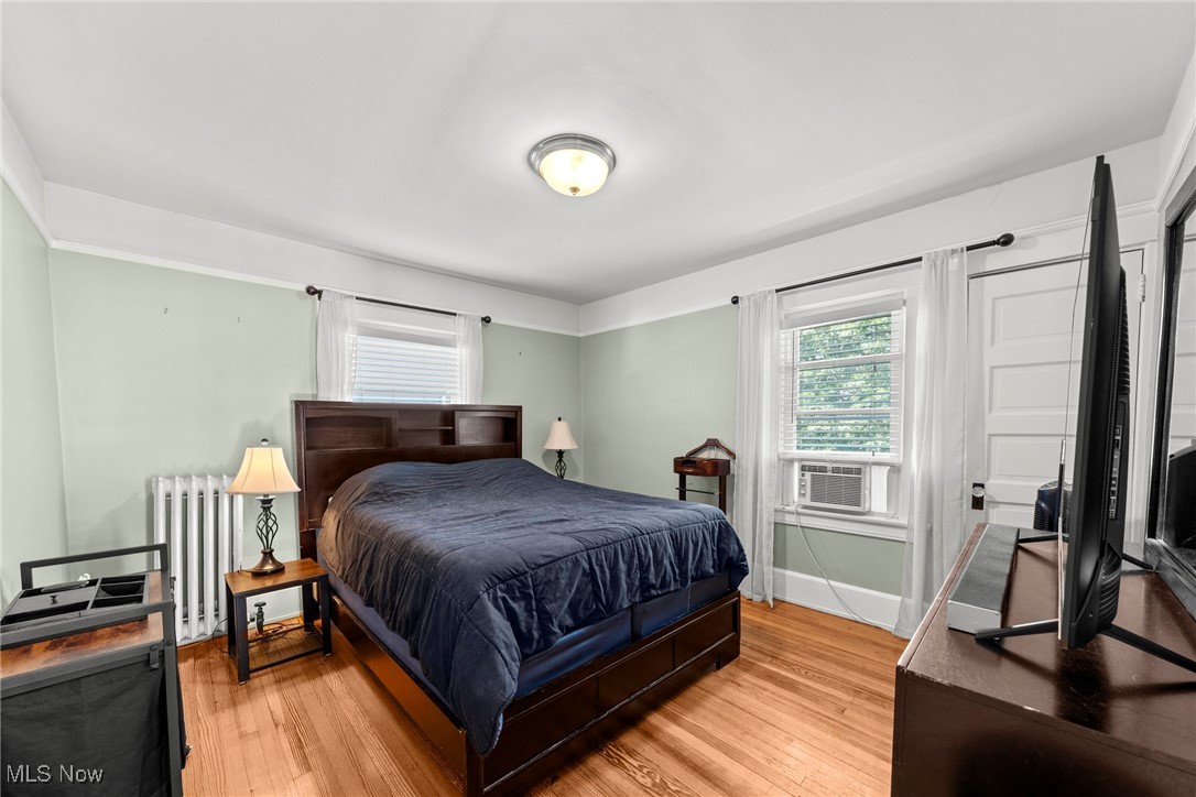 Lakewood, Ohio 44107, United States, 5 Bedrooms Bedrooms, ,2 BathroomsBathrooms,Residential,Active,176848