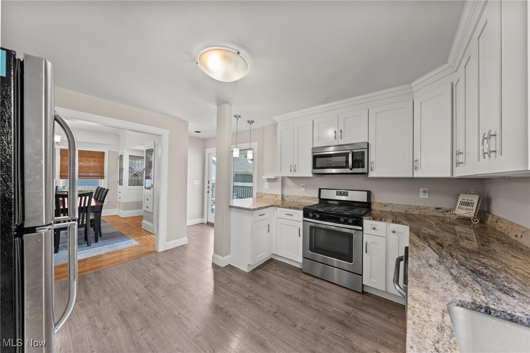 Lakewood, Ohio 44107, United States, 5 Bedrooms Bedrooms, ,2 BathroomsBathrooms,Residential,Active,176848