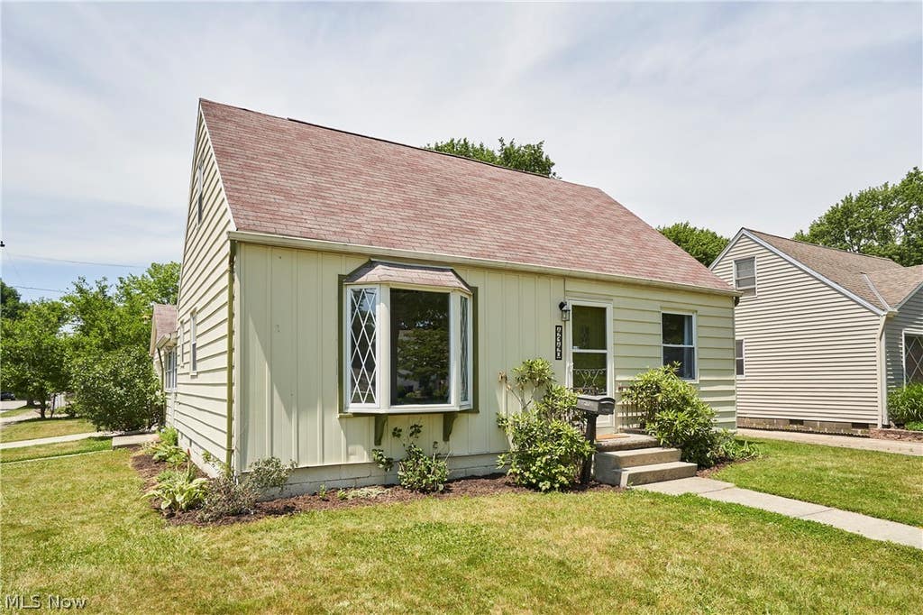 Photo of 4340 W 189th Street, Cleveland, OH 44135 (MLS # 5216267)