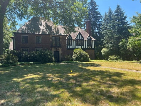 Photo for 14500 Shaker Boulevard