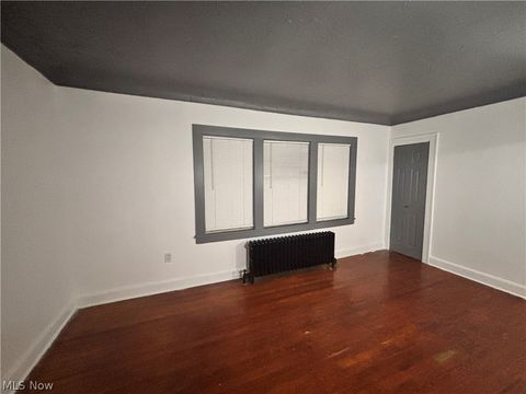 Tiny photo for 1340 W 65th Street #4, Cleveland, OH 44102 (MLS # 5190149)