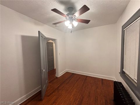 Tiny photo for 1340 W 65th Street #4, Cleveland, OH 44102 (MLS # 5190149)