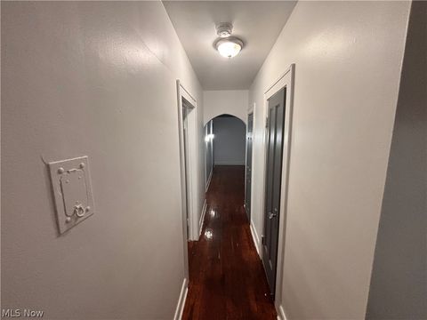 Tiny photo for 1340 W 65th Street #4, Cleveland, OH 44102 (MLS # 5190149)