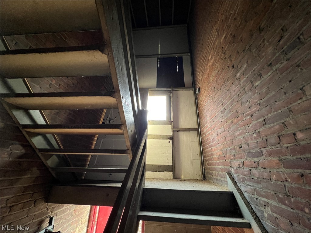 Grovewood Tr - Commercial Sale