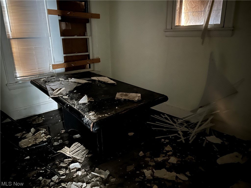 Grovewood Tr - Commercial Sale